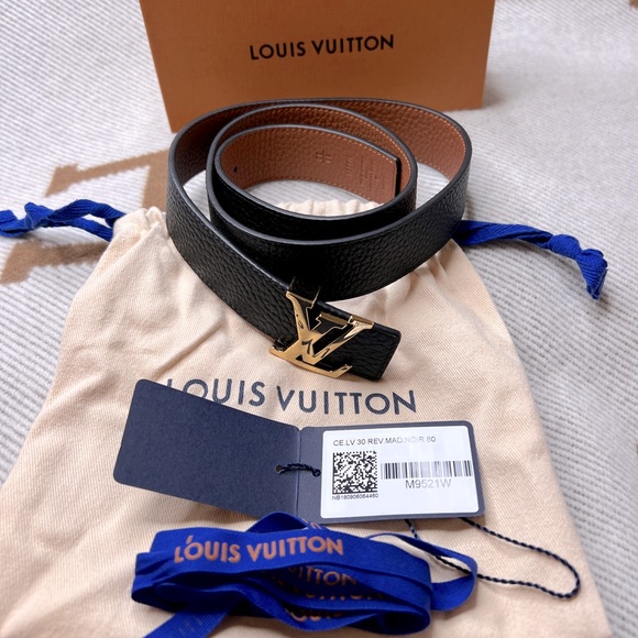 MINT Louis Vuitton LV Initial 30 mm 1.2” Reversible Women Belt Size 80 - Picture 2 of 12